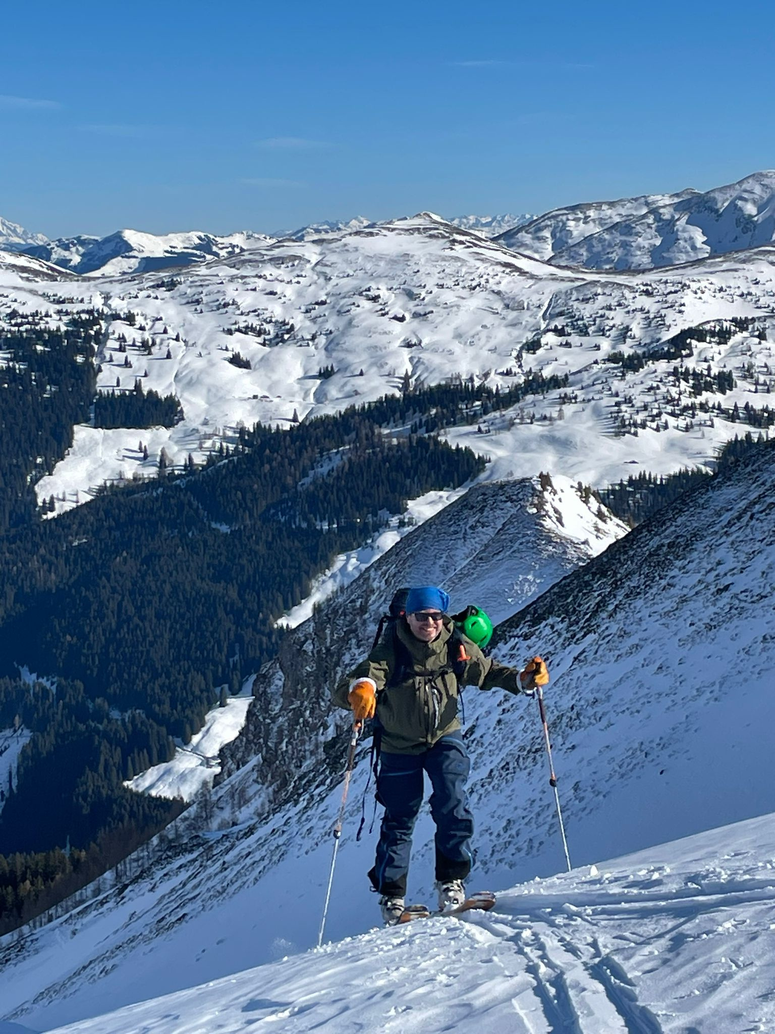 Teemu skiing in the Alps